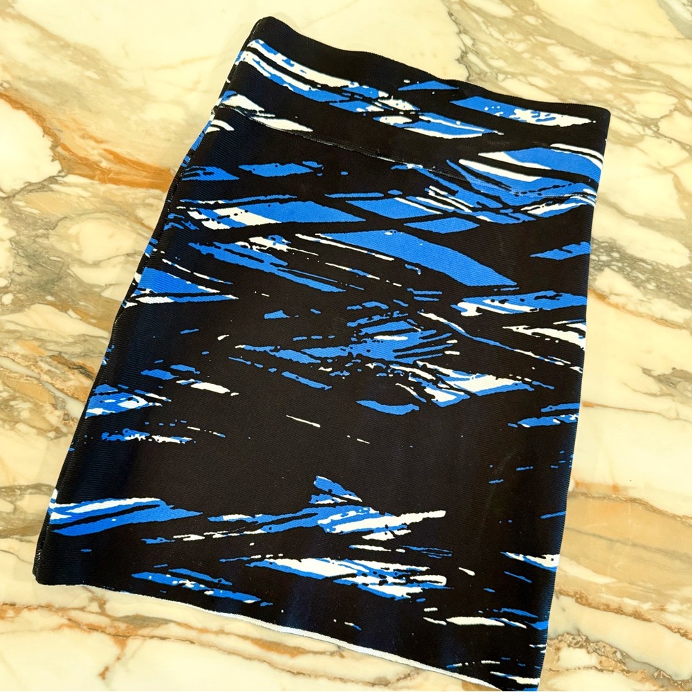 BCBGMaxAzria Larkspur Black/Blue/White Splash Bodycon Skirt